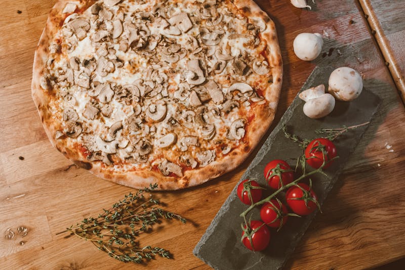 Gluten-free cauliflower crust pizza option